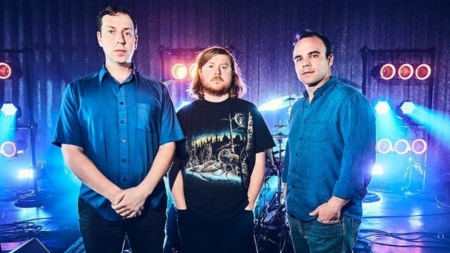 Balaclava Fest traz Future Islands em maio para o Brasil