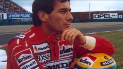 Estação Corinthians-Itaquera recebe mostra digital sobre a vida de Ayrton Senna