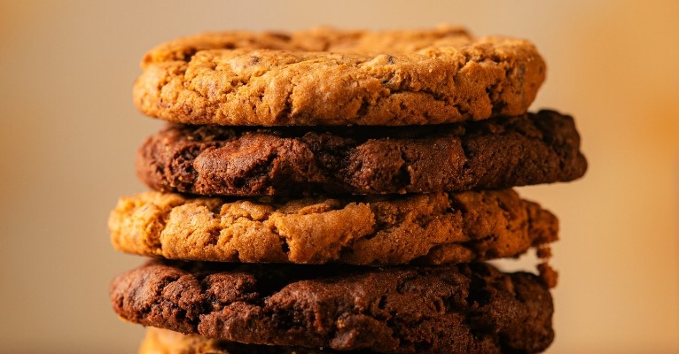 Mr. Cheney celebra aniversário com cookie por R$1,00 a cada R$19,00 em compras