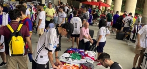 Museu do Futebol sedia maior encontro de colecionadores de camisas de futebol do país