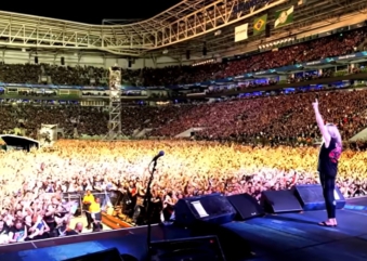 Iron Maiden publica vídeo gravado em show no Allianz Parque para despedida de Nicko McBrain